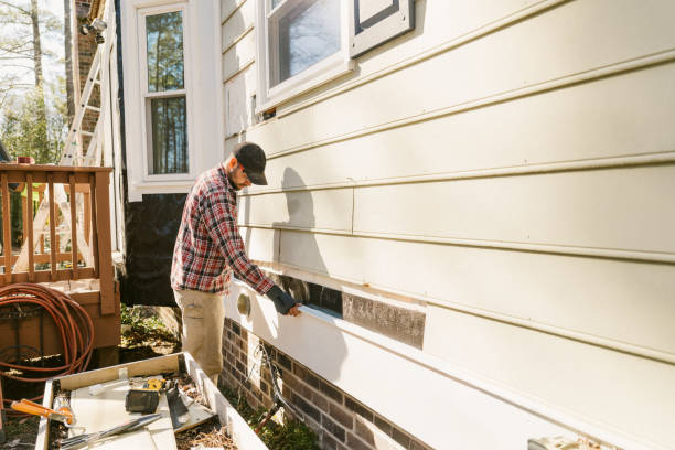 Top rated local Emergency Siding Repair specialists in Windsor, CO